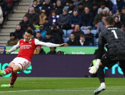 Arsenal Kokoh di Puncak Klasemen