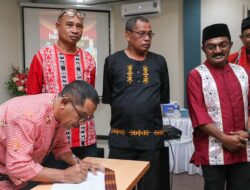 Raja Negeri Manusela Sampaikan Aspirasinya Untuk Dinasti Nusantara Ganjar